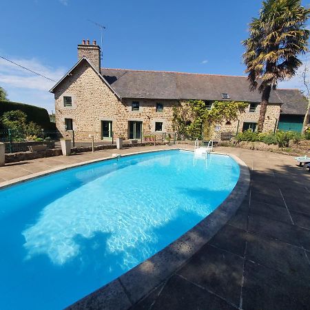 Chambres D'Hotes Avec Piscine Aux Agapanthes De Cromel - Mont Saint Michel Экстерьер фото