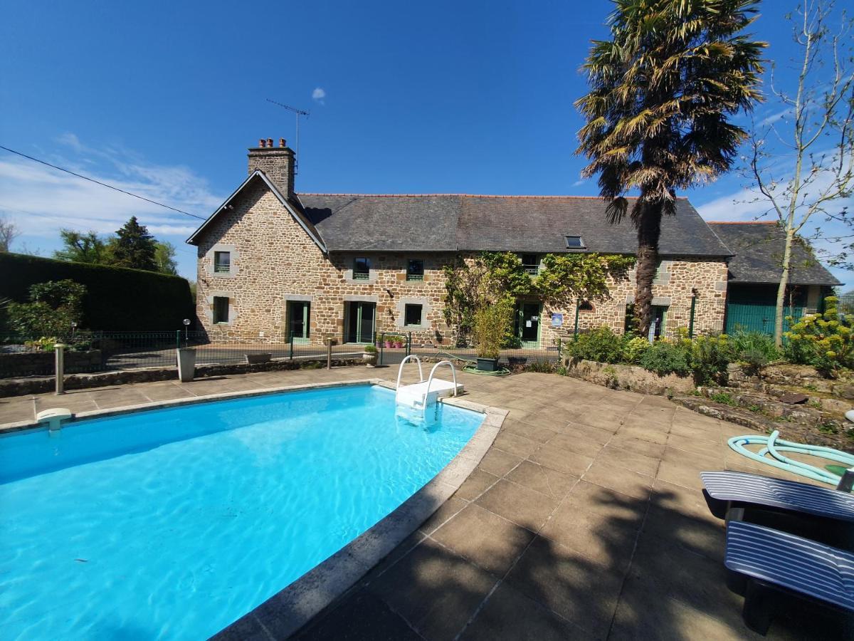 Chambres D'Hotes Avec Piscine Aux Agapanthes De Cromel - Mont Saint Michel Экстерьер фото